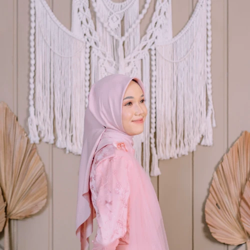 Irenia Iqomatul Haq
