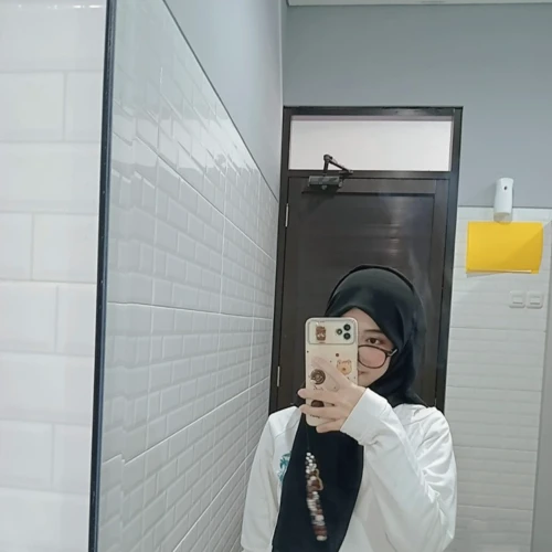 Anisaa Nova
