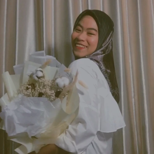 Annisa Isnaini