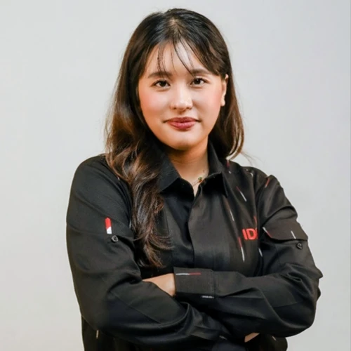 Lia Hutasoit