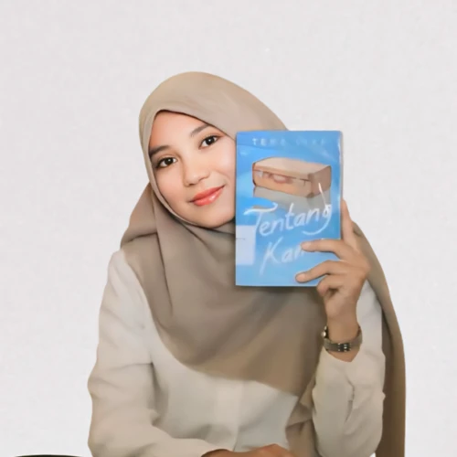 Arini Zazky