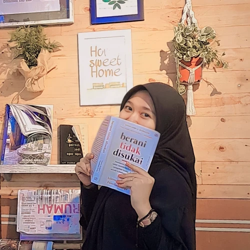 Maya Syaroh Wulan Febriani