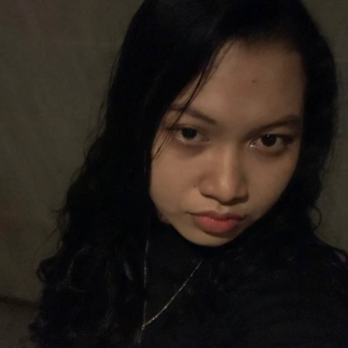 Listia Wahyu Tri Wulandari